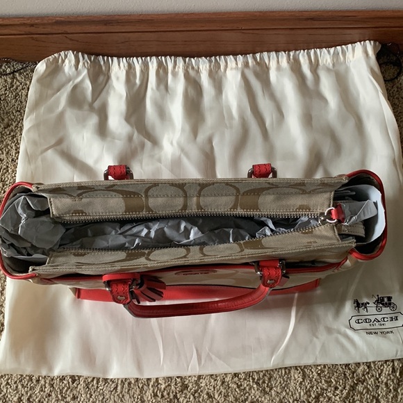 Coach Monogram Bag - Picture 2 of 6